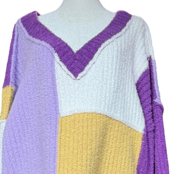 POL Cozy Purple & Gold V-neck Sweater Sz S - Picture 7 of 12
